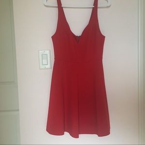 Urban Outfitters Dress ! Size Small ! Worn Once ✨